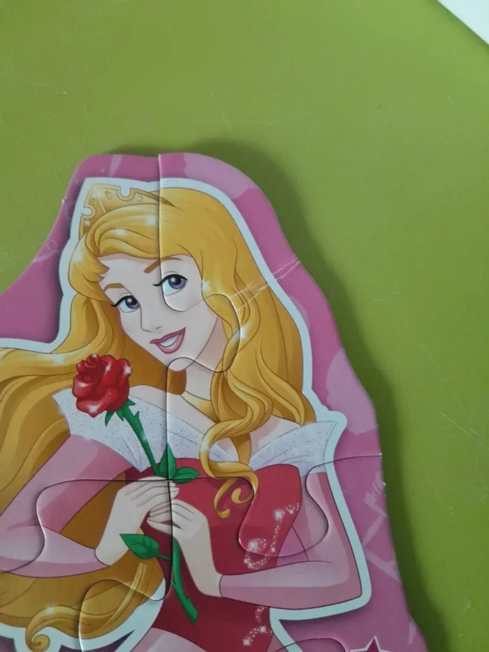 Puzzle en forme de princesses - photo numéro 7
