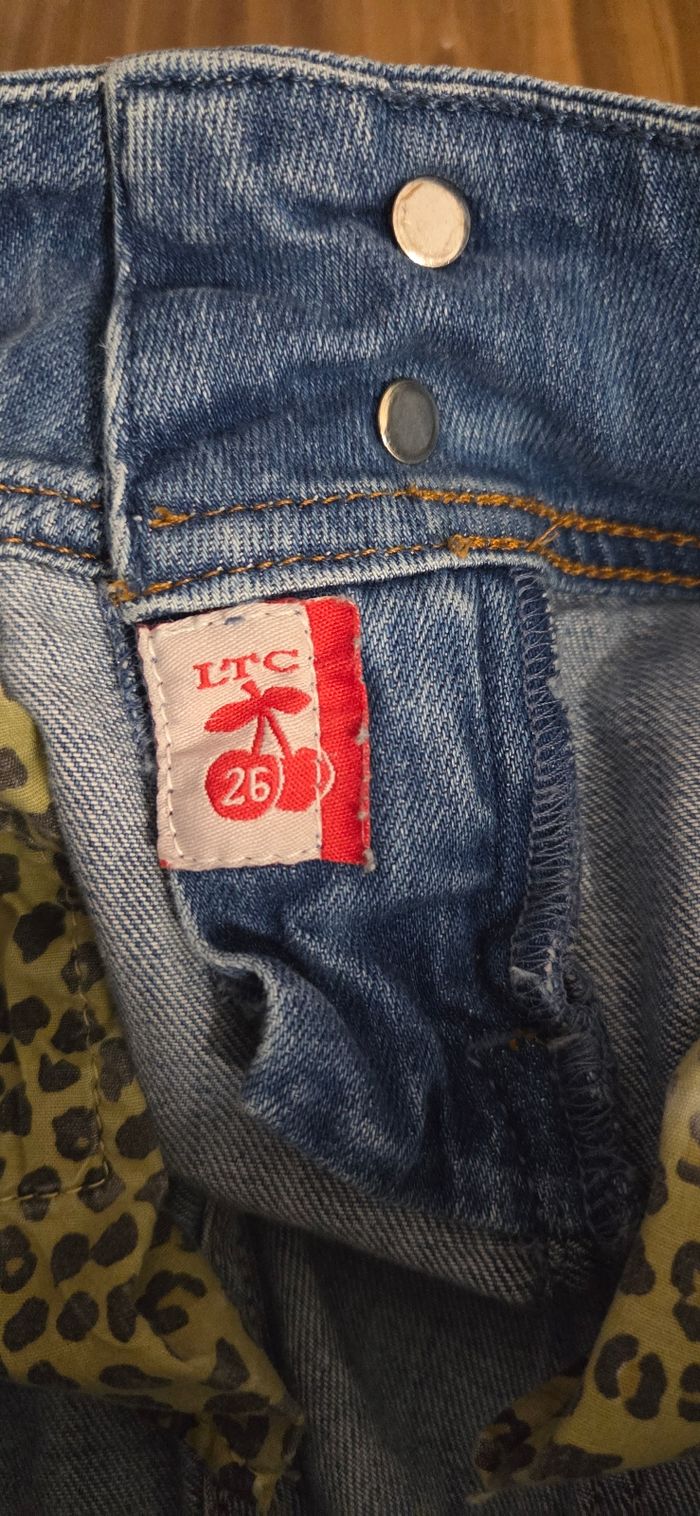 Jean slim Le Temps des Cerises  délavé effet usé – T.26 (équiv. 36/38) – très bon état - photo numéro 6
