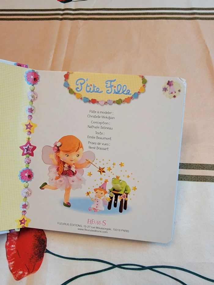 Mila joue à la fée - photo numéro 5