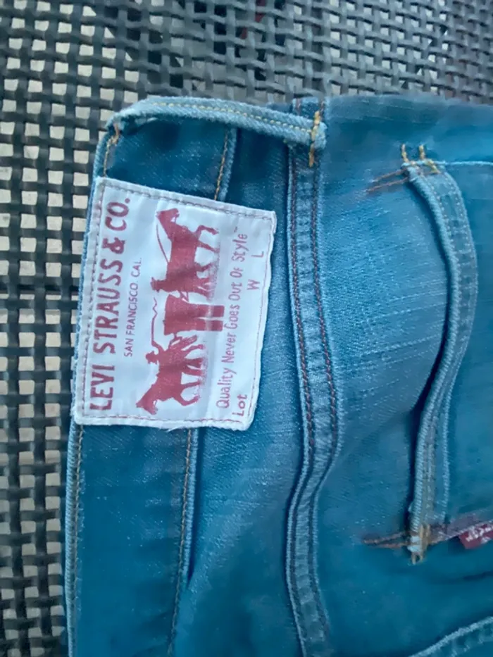 Jean bleu Levi’s w29L32 - photo numéro 6