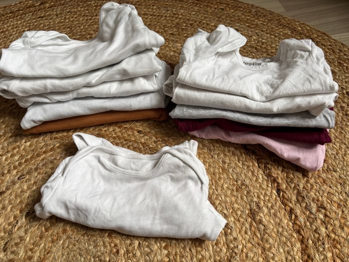 Lot de 11 bodys manches longues Primark  Lupilu la redoute 12 mois tbe