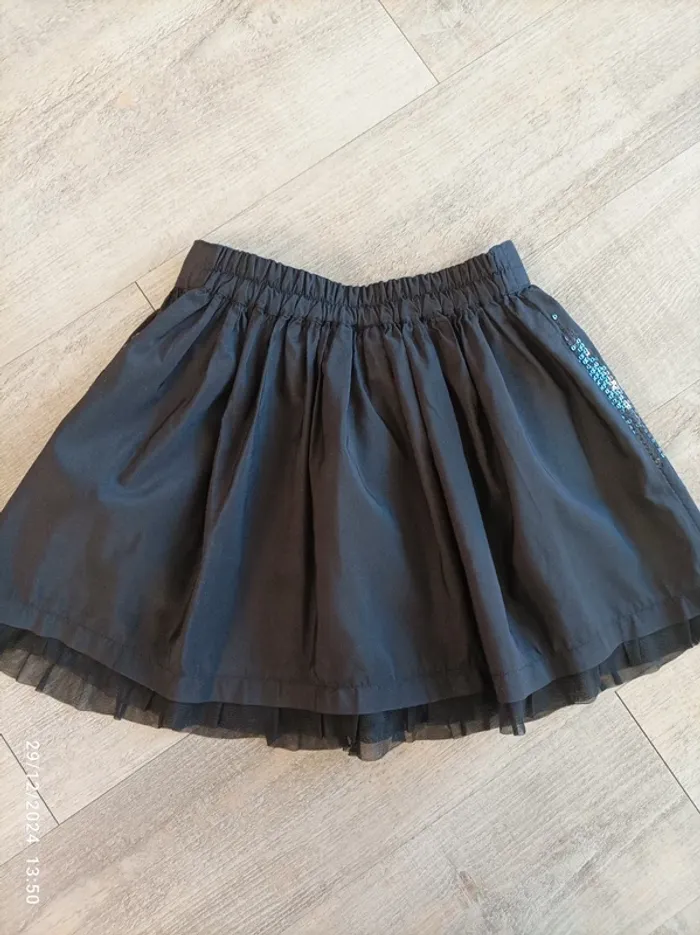 Mini jupe noire sequins 8 ans - photo numéro 2