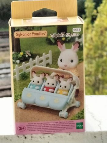 La poussette des triplés