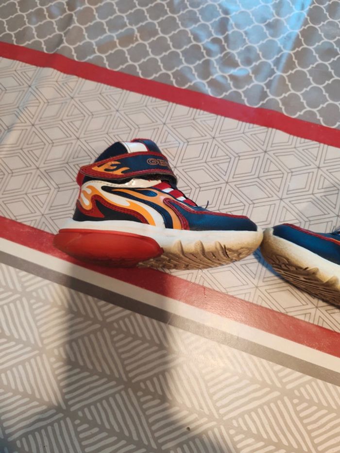 Chaussures T 24 - photo numéro 5