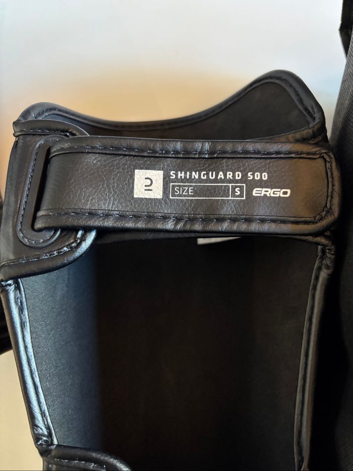 Kit entraînement boxe gants bandes protège tibia Adidas Outshock - photo numéro 5