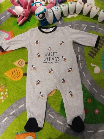 Pyjama disney 9mois 👦