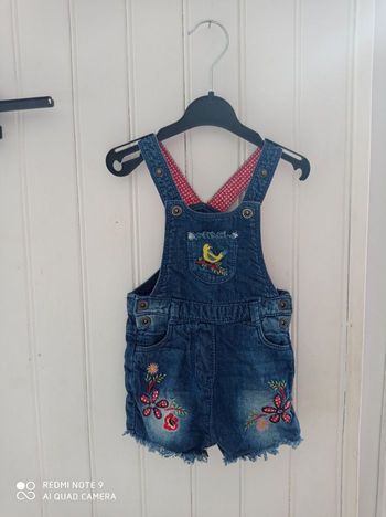 Salopette short taille 6 mois