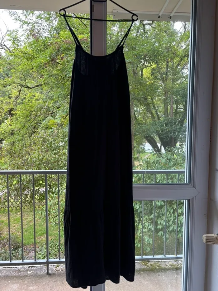 Robe longue noire