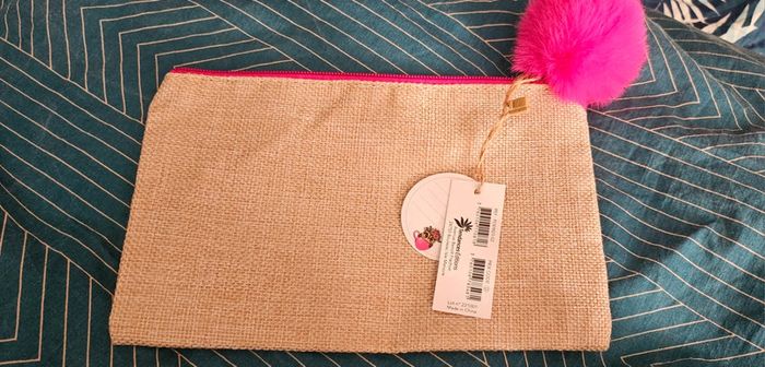 Pochette la plus chouette des ATSEM - photo numéro 2