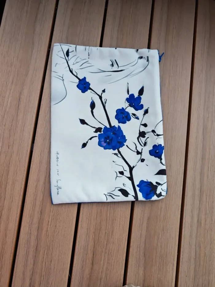 Sanoflore pochette
