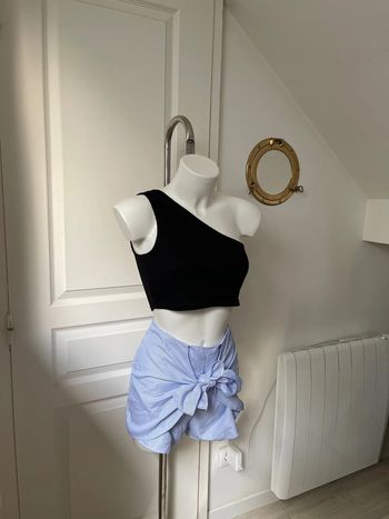 Short à rayures