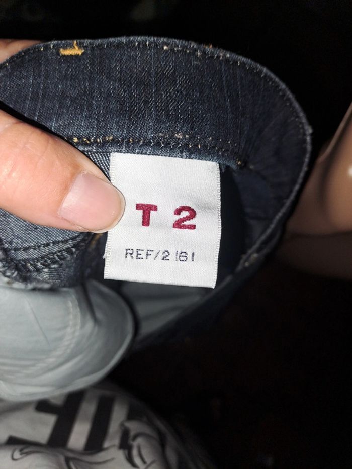 Jean femme taille 2 - photo numéro 3