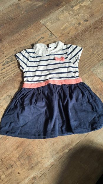 Robe Obaïbi 18 mois en très bon état