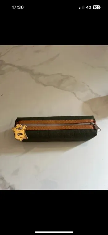Trousse cuir