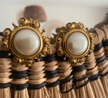 Magnifique boucle d’oreille à clip