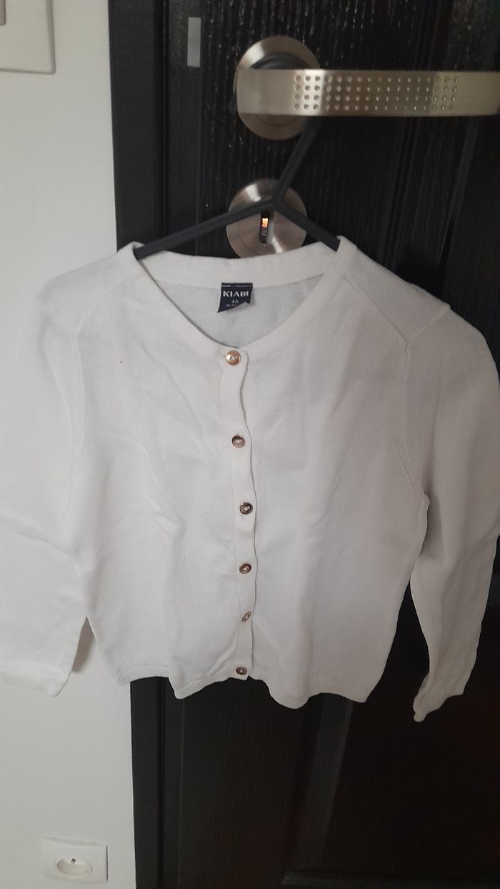 Lot gilets fille 4ans - photo numéro 5