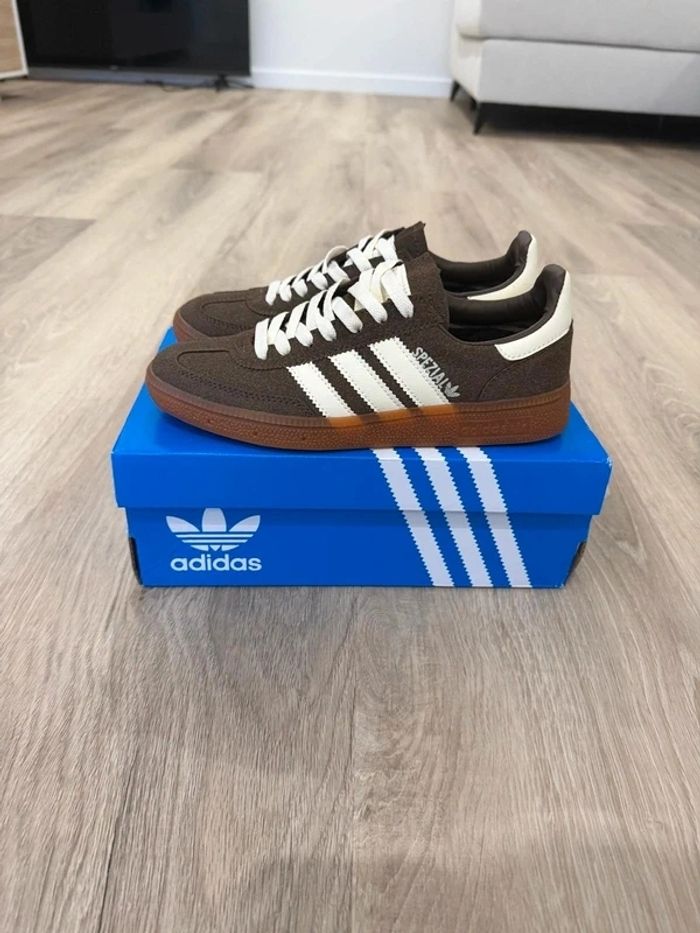 Adidas Handball spezial Taille 41