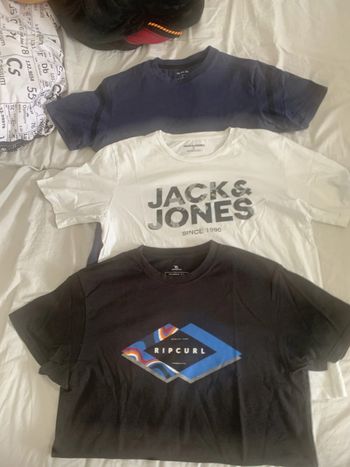 Lot tee-shirts