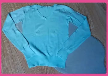 Pull col V "cache cache" couleur menthe taille 36