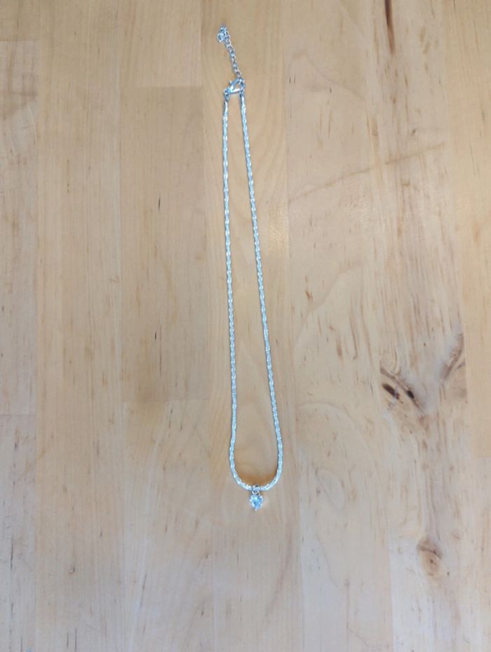 Collier argenté maille tressée torsadée Pendentif coeur cristal - photo numéro 3
