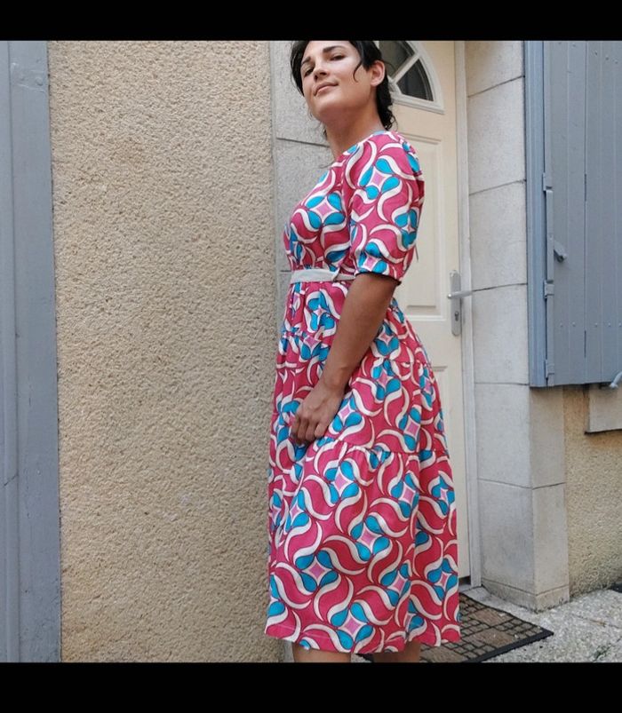 Superbe robe neuve - photo numéro 2