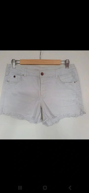 Short blanc