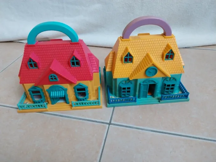 Lot style polly pocket