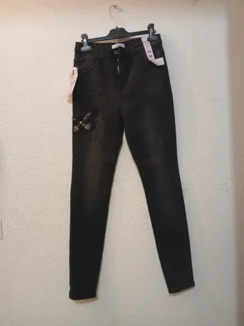 Jeans noir neuf " Daysie" taille 38