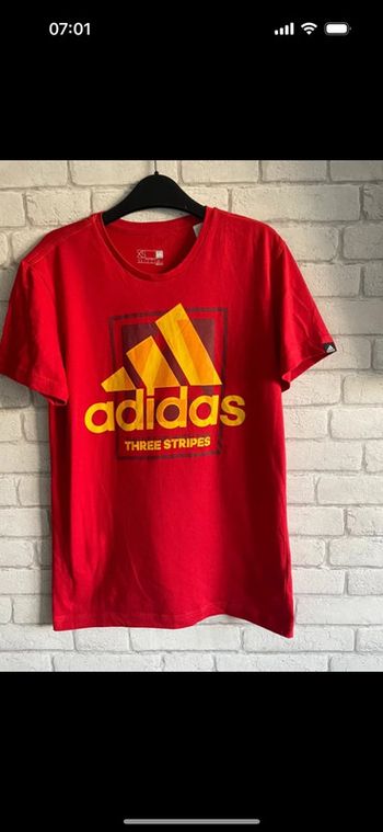 Tee-shirt Adidas taille XS