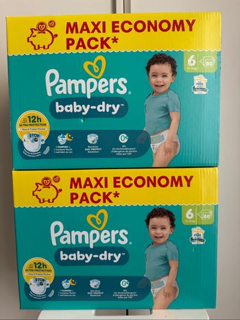 160 couches pampers taille 6