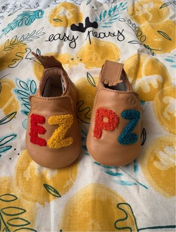 Chaussons Easy peasy  neuf