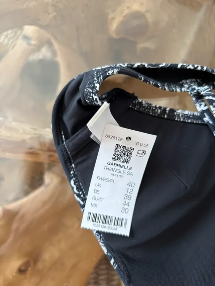 Haut de maillot de bain Etam noir Gabrielle webster - photo numéro 5