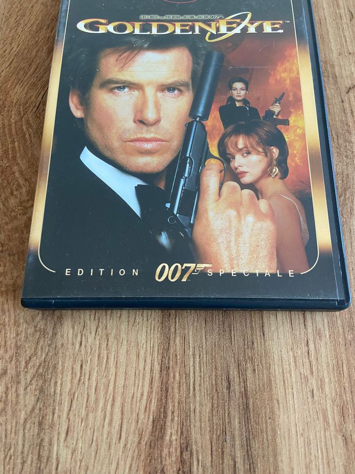DVD James Bond 007 GoldenEye Édition spéciale - photo numéro 2