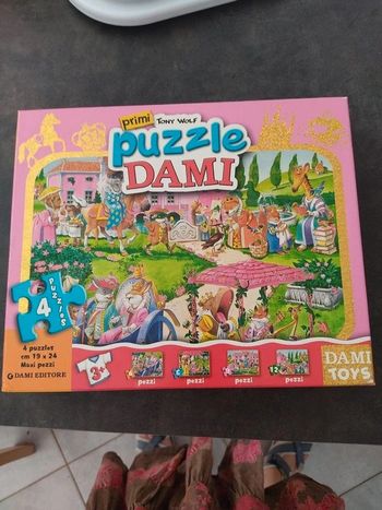 Puzzle . Boite de 4 puzzles progressifs