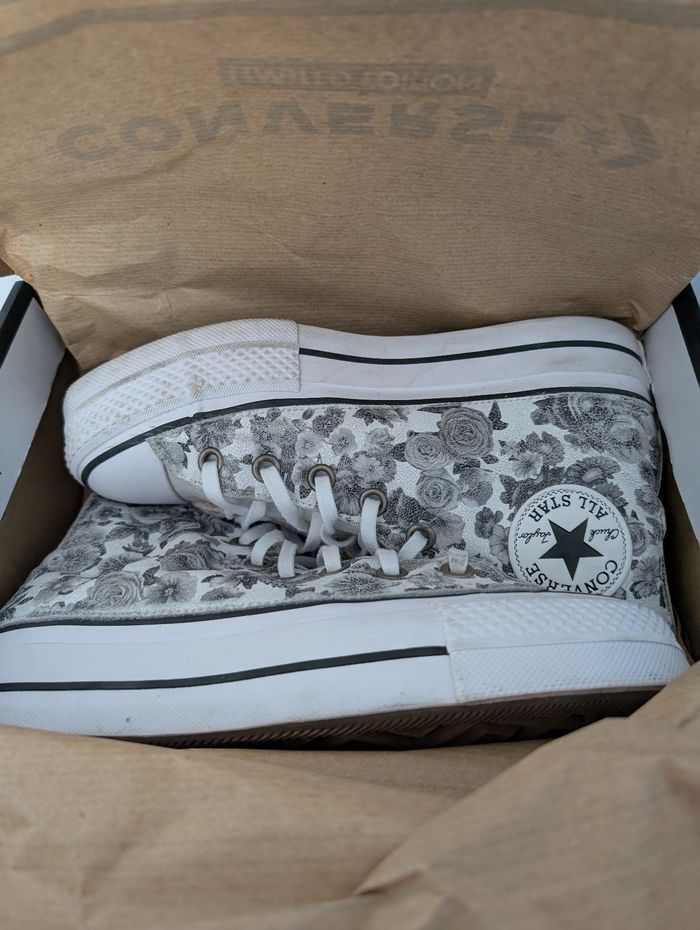 Converse à plateforme édition limitée Vintage leather black flowers T37,5 - photo numéro 6