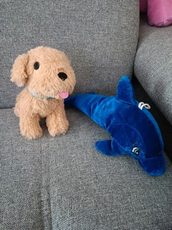 Peluche Dauphin et chien