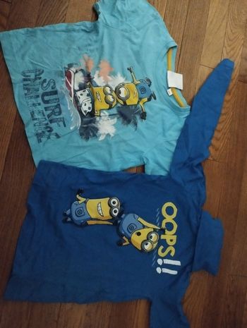 Lot de deux t-shirt Minions