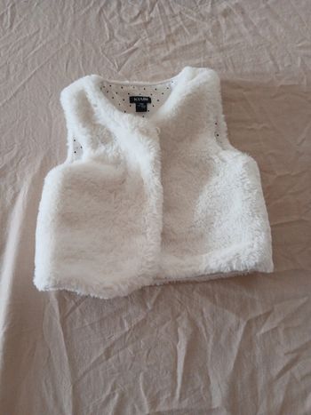 Gilet sans manches en fausse fourrure 6 mois
