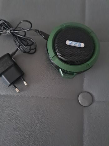 Enceinte Bluetooth a ventouse