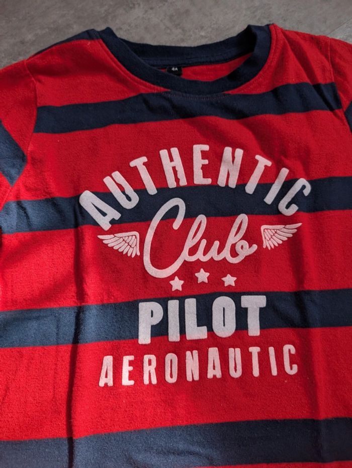 T-shirt à manches longues rayés garçon 4 ans comme NEUF - photo numéro 2