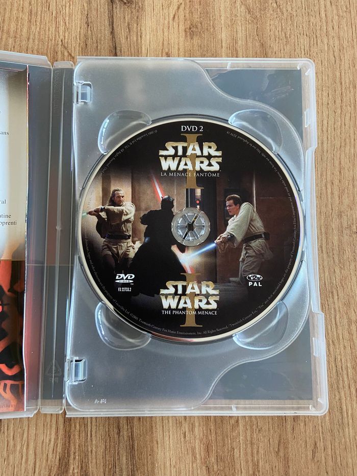 DVD Star Wars Episode I La Menace Fantôme - photo numéro 3
