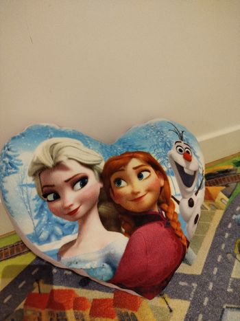 Coussin coeur reine des neiges 