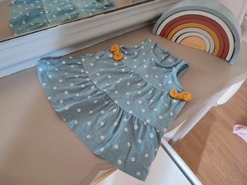 Robe bleu/gris avec marguerites 6 mois Verbaudet