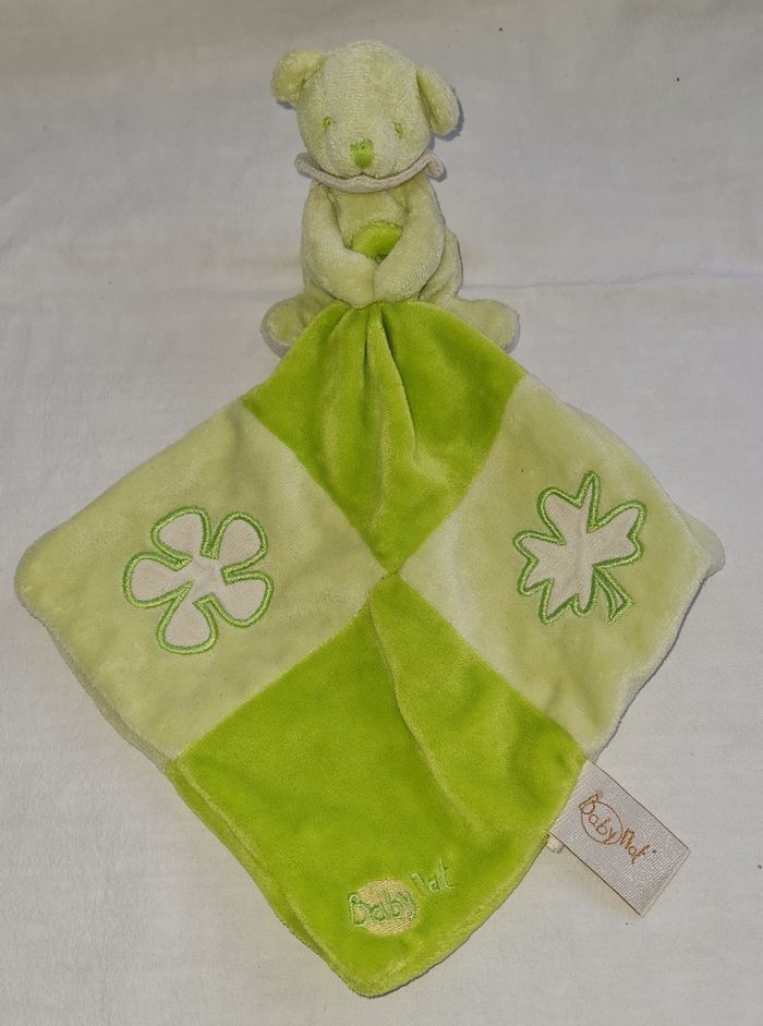 Doudou ours vert - Mouchoir luminescent - Baby Nat