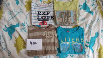 Lot t-shirts 4 ans