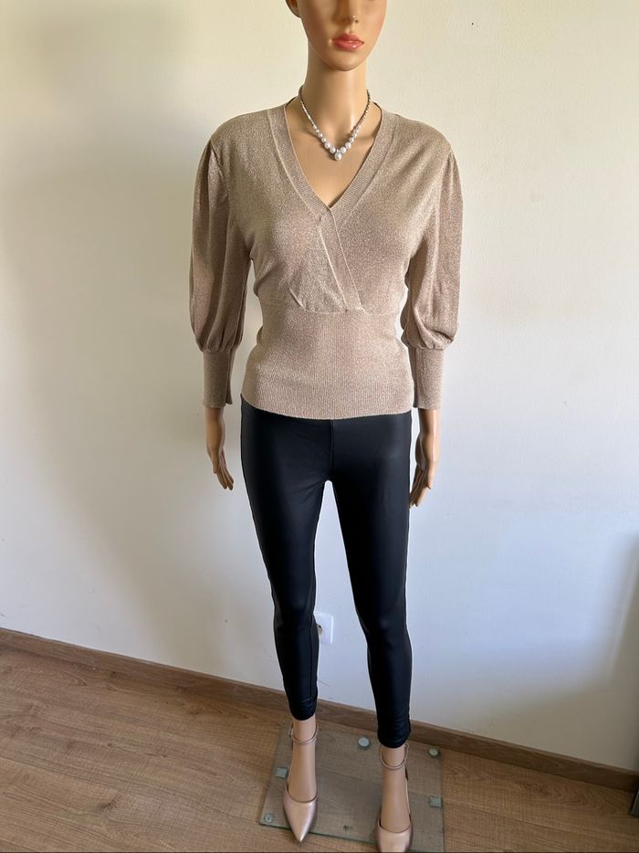 Pull doré pailleté à manches longues Caroll taille 40 excellent état (taille petit) - photo numéro 3
