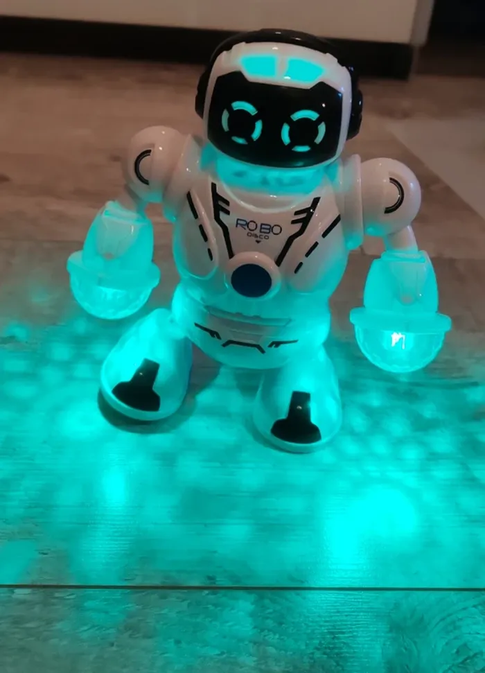 Robot dancing - photo numéro 8