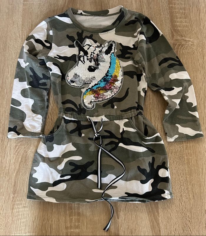 Lot de robes / taille 4 ans - photo numéro 3