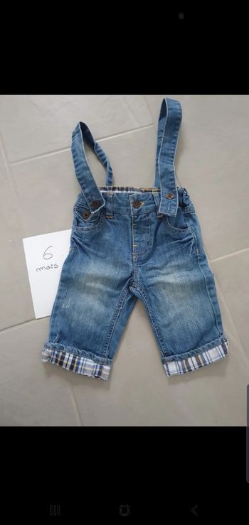 Jeans avec bretelles 6 mois