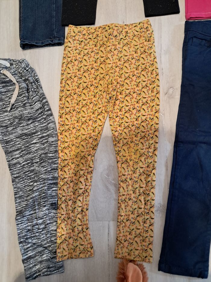 Lot de pantalons fille 6ans neufs et excellent état - photo numéro 4